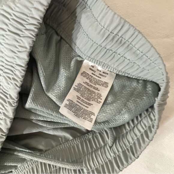 COLUMBIA women’s athletic short with pockets - Picture 15 of 15